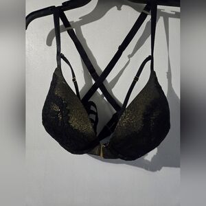 Cacique front close strappy bra size 36DD